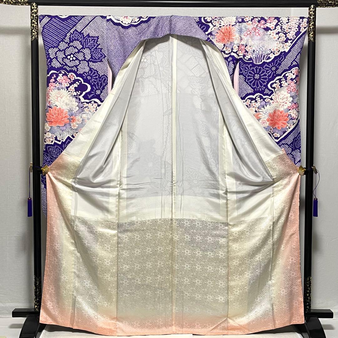D858 振袖　絞り　花模様　正絹　着物　袷　極美品