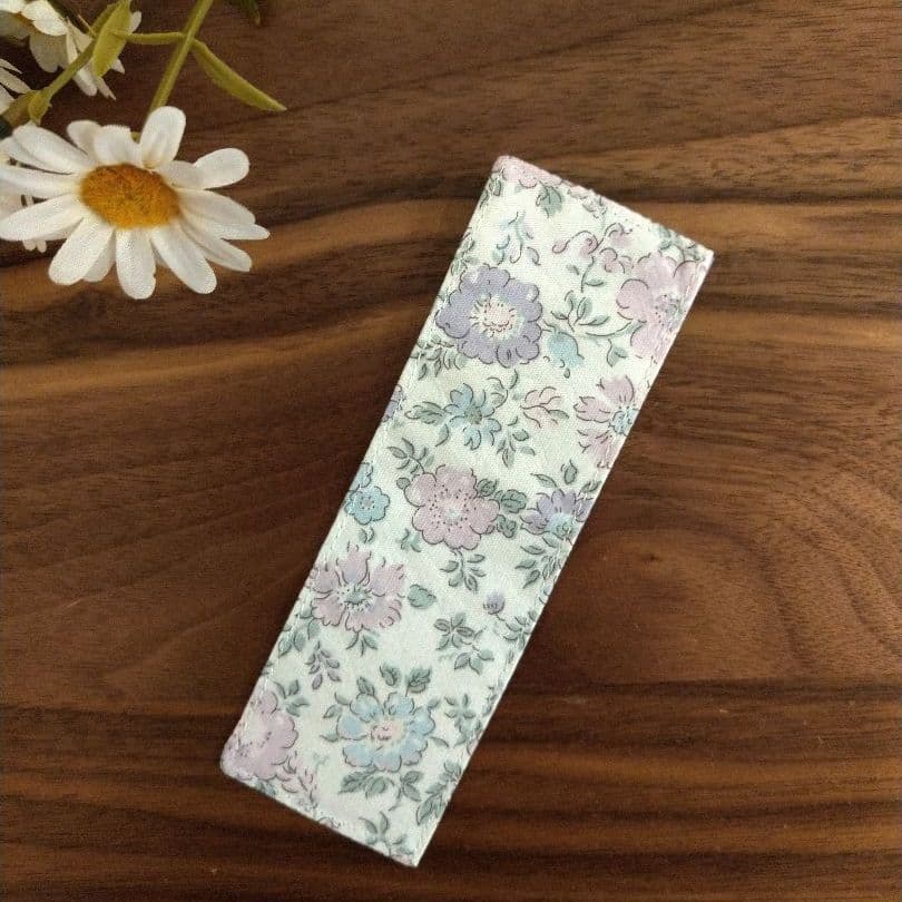 しおり　ブックマーカー❁アロナ　リバティプリント使用　ハンドメイド