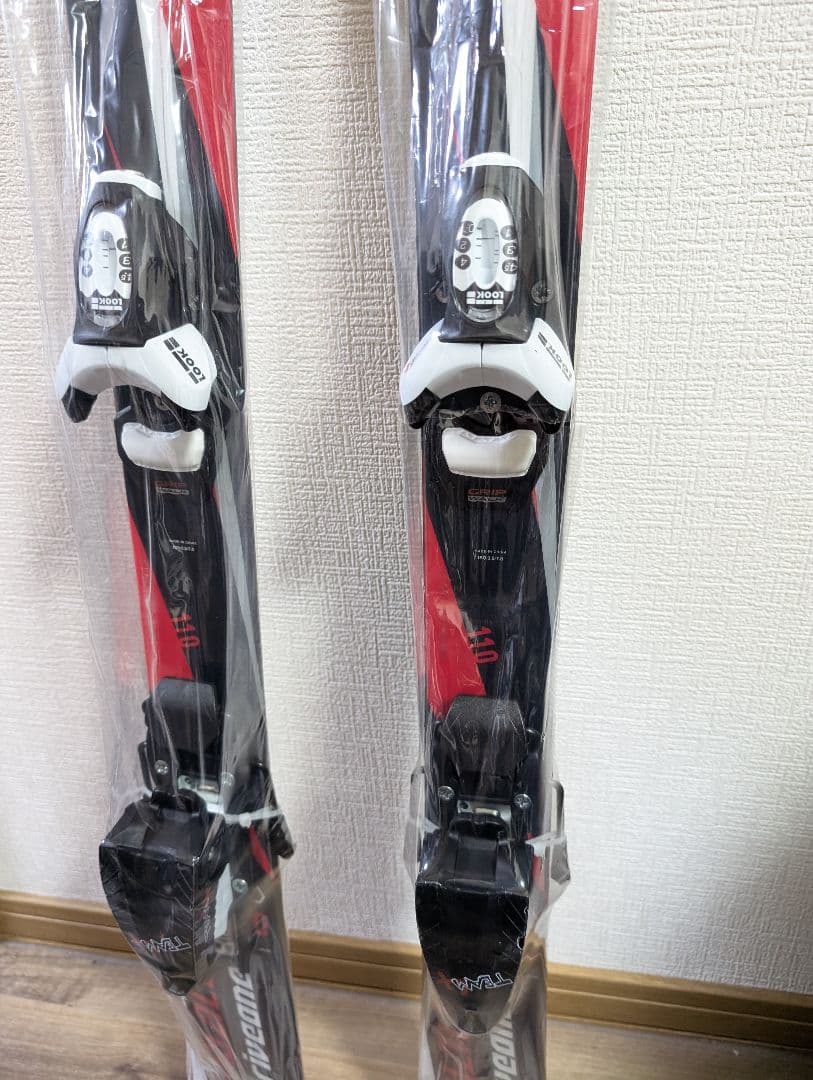 新品　スワロー　SWALLOW　スキー　110cm　ジュニア レッド