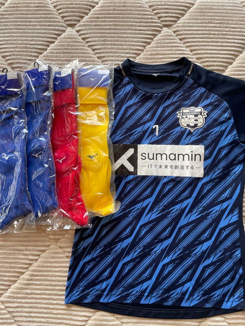 城西大学　サッカーウェア 練習着　ソックス4足付き