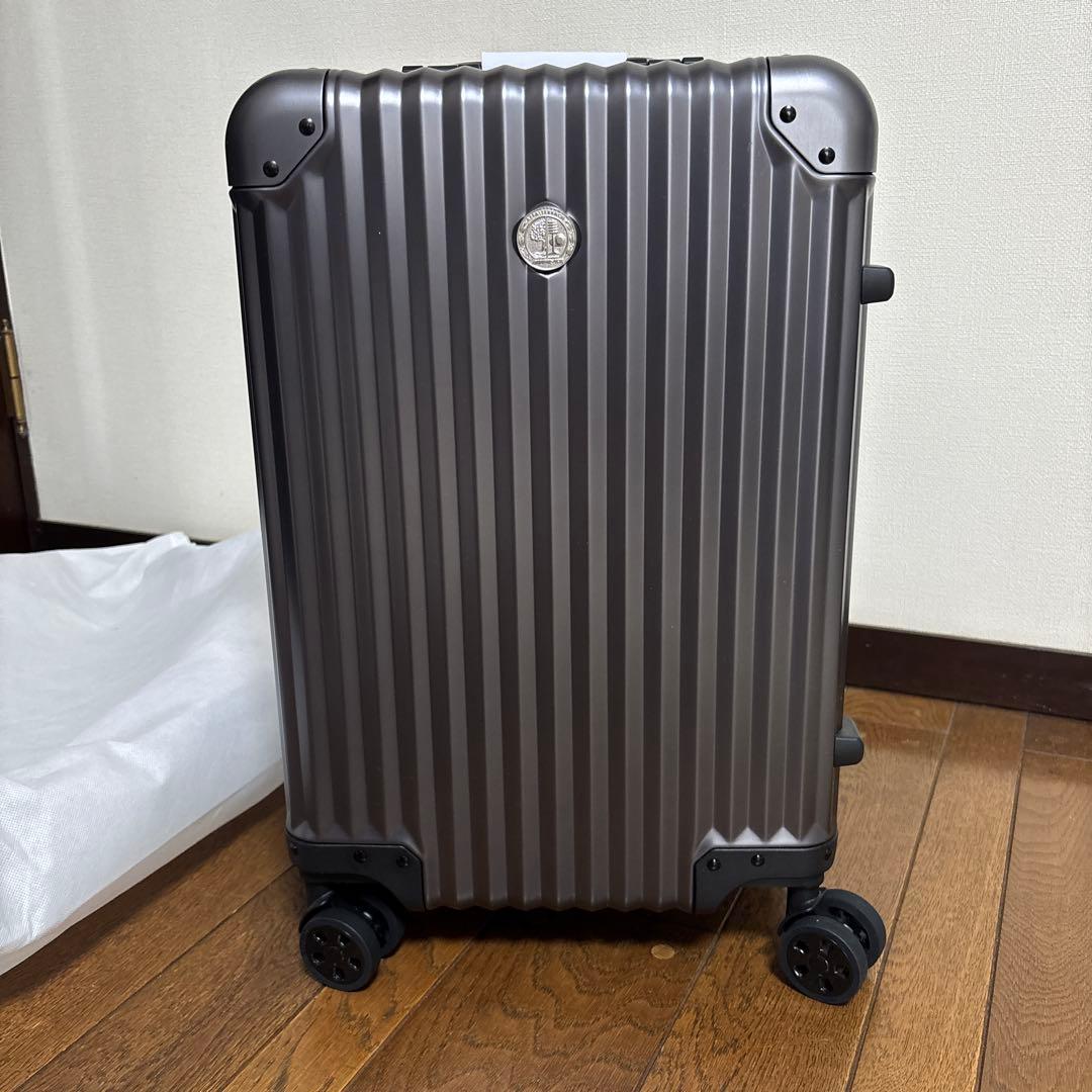 メルセデス・ベンツ スーツケース・未使用
