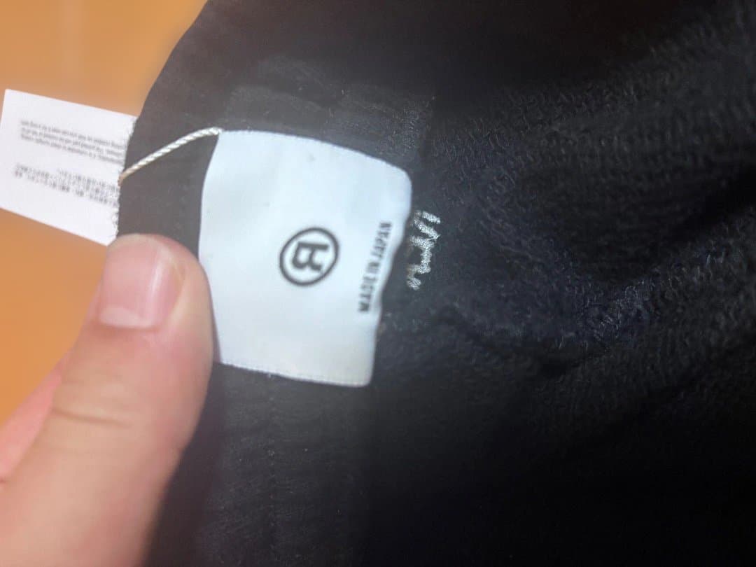 デニムティアーズ　黒　フレアパンツ