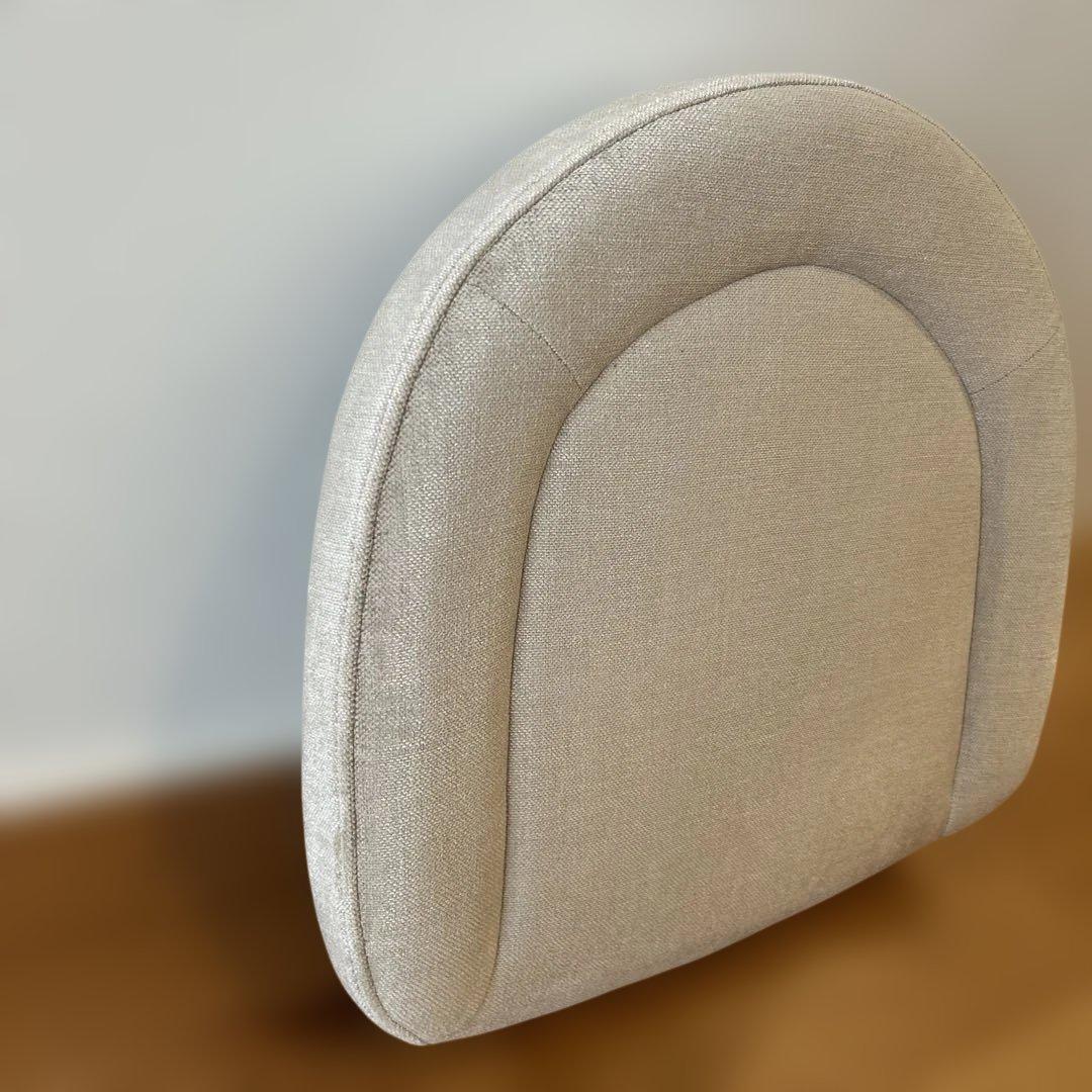 激安美品　飛騨産業　クレセントアームチェア　座面 スピリットベージュ　ラスト１枚