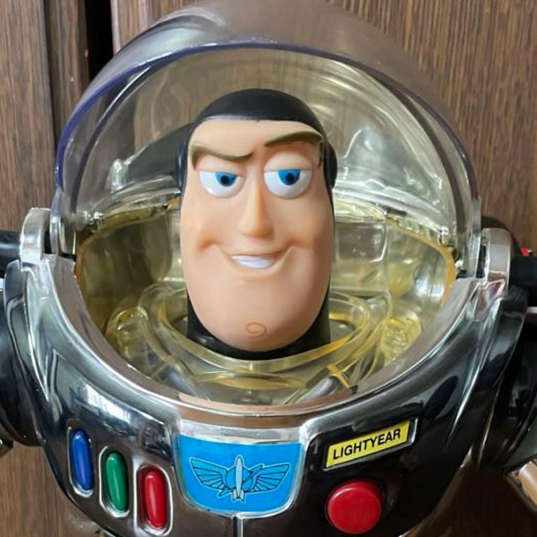 インターギャラクティック バズ・ライトイヤー トーキングアクションフィギュア