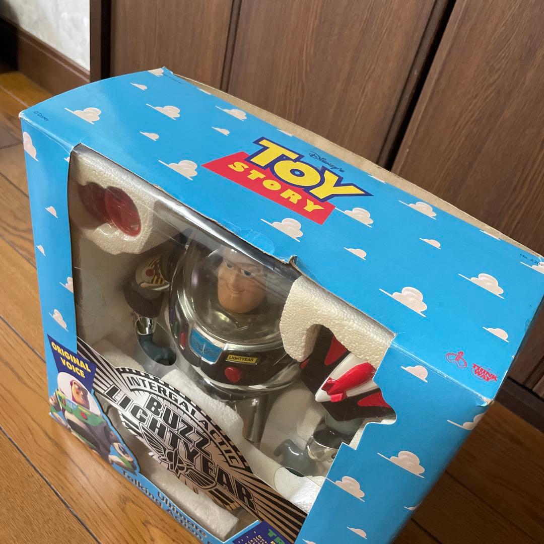 インターギャラクティック バズ・ライトイヤー トーキングアクションフィギュア