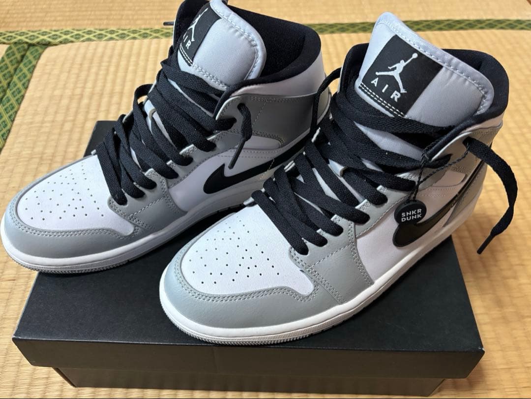 靴 Nike Air Jordan 1 MID 25cm