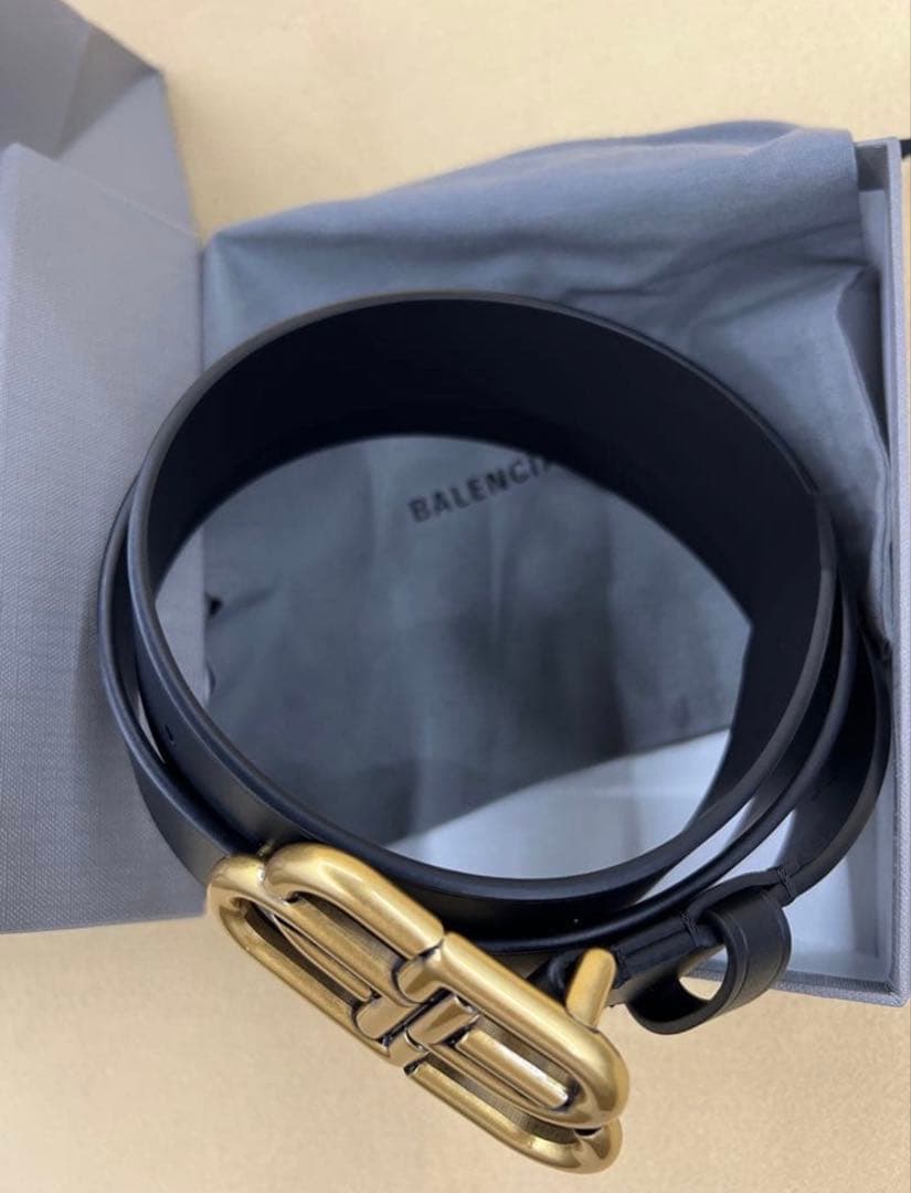 BALENCIAGA ブラック ベルト ゴールドバックル