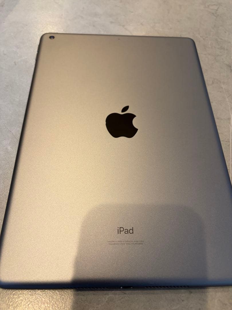 iPad (第9世代) 64GB Wi-Fiモデル　ブラック