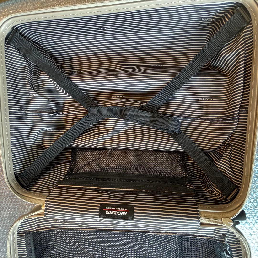 フリクエンター　スーツケース クラムアドバンス 機内持込可 34L TSAロック