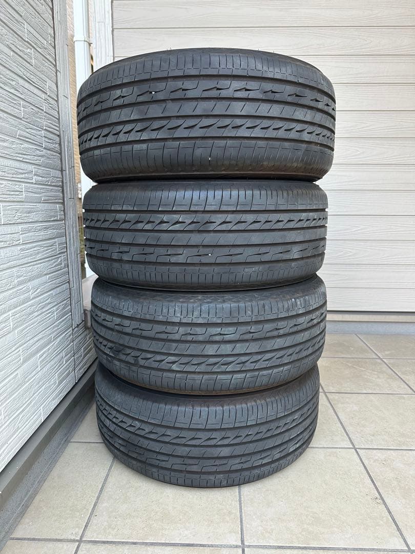 ブリヂストン　レグノ　GR-X2 215 45 17