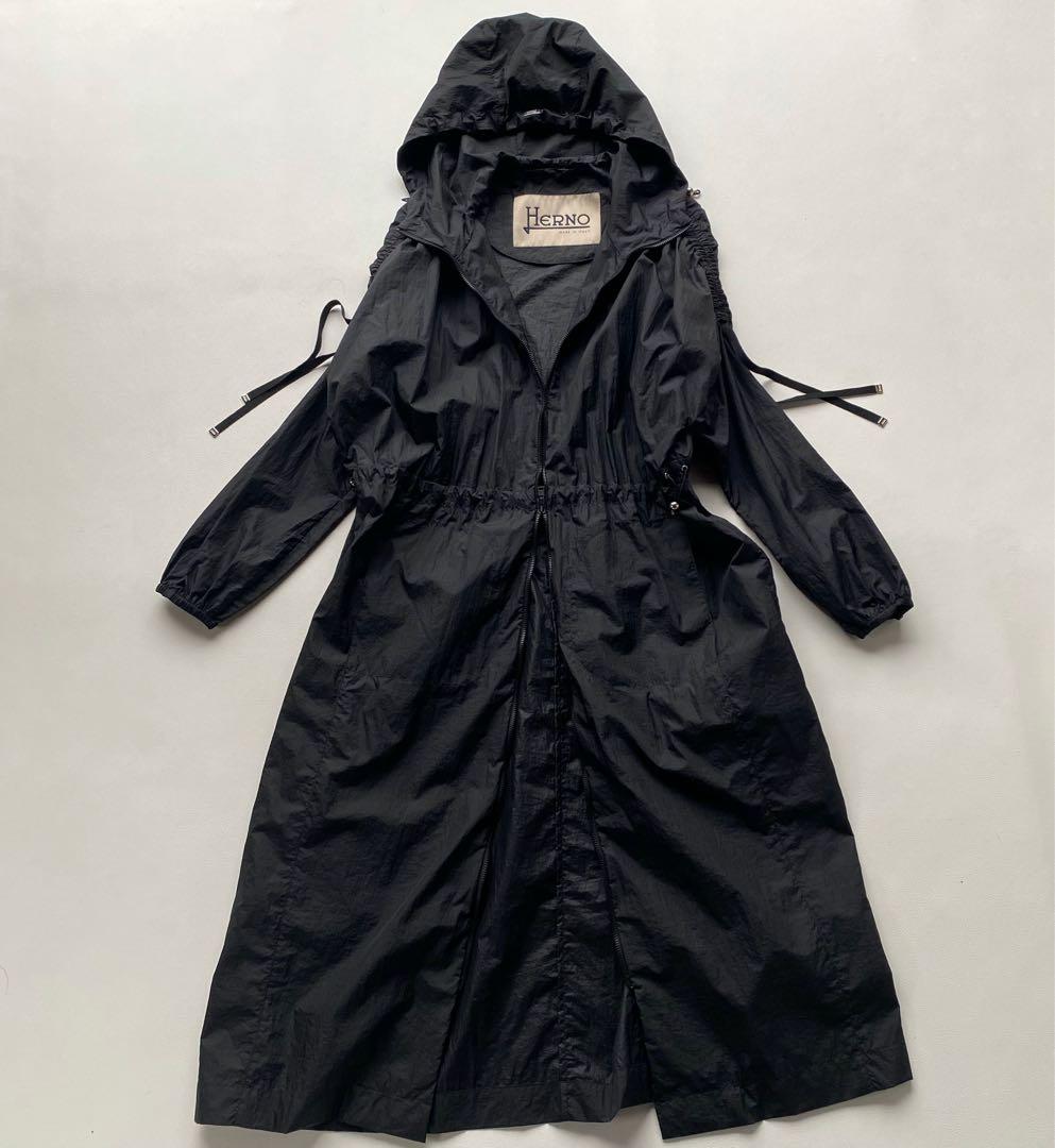 ヘルノ 袖シャーリング　スプリング　ロングコート ブラック 38　フーディ