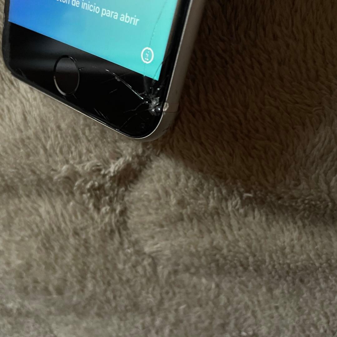 iPhone SE (第2世代) 128GB ホワイト SIMフリー