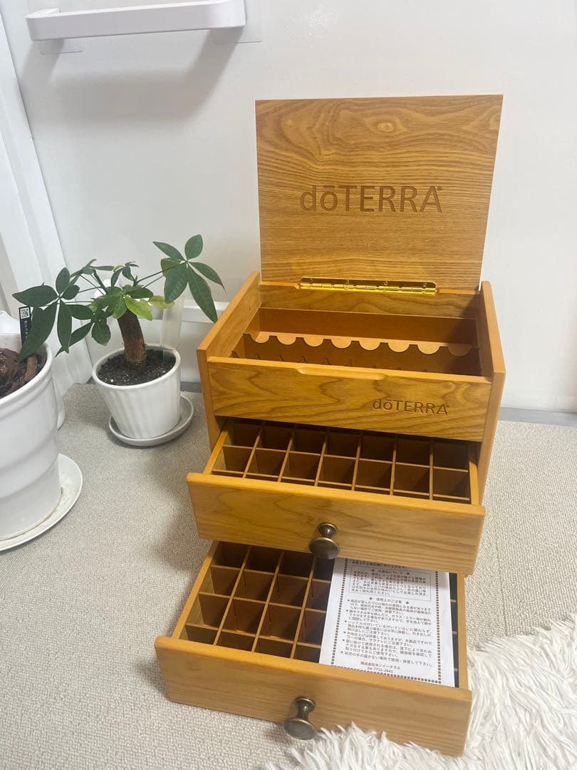 doTERRA ドテラ　ウッドボックス88 アロマオイル収納ボックス