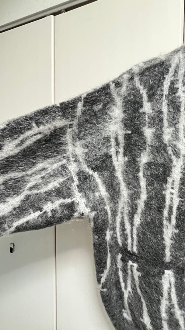 フラグスタフ ワイヤーストライプニットカーディガン