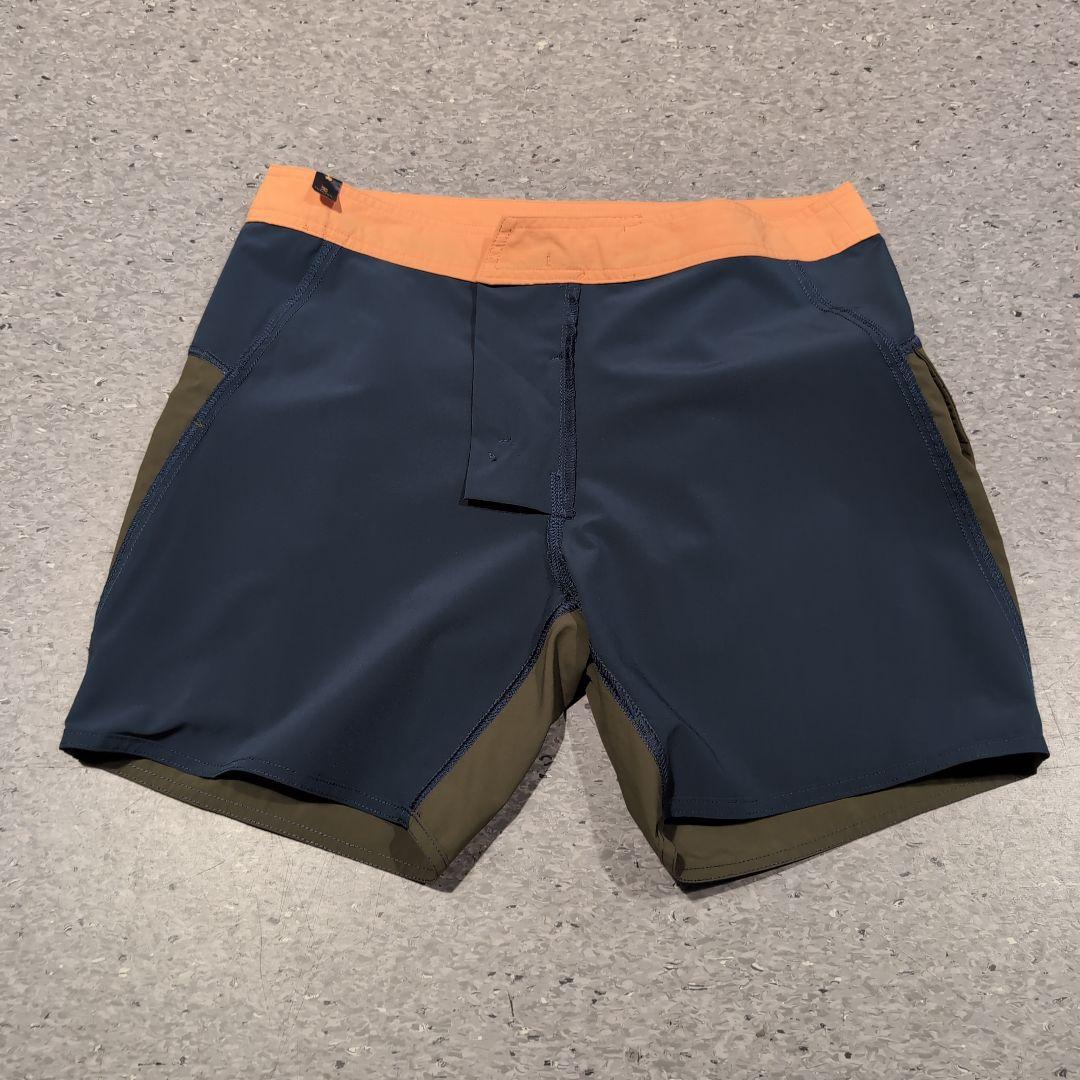 ロアーク ROARK サーフトランクス 水陸両用 4WAY