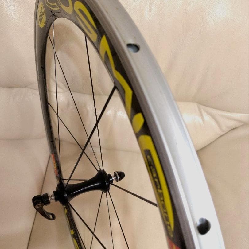 MAVIC マヴィック コスミックカーボン　SSC シマノ11S対応