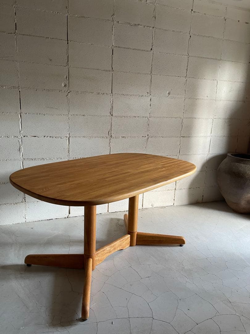 飛騨産業　オールドキツツキマーク　ダイニングテーブル　オーク材無垢　ヴィンテージ