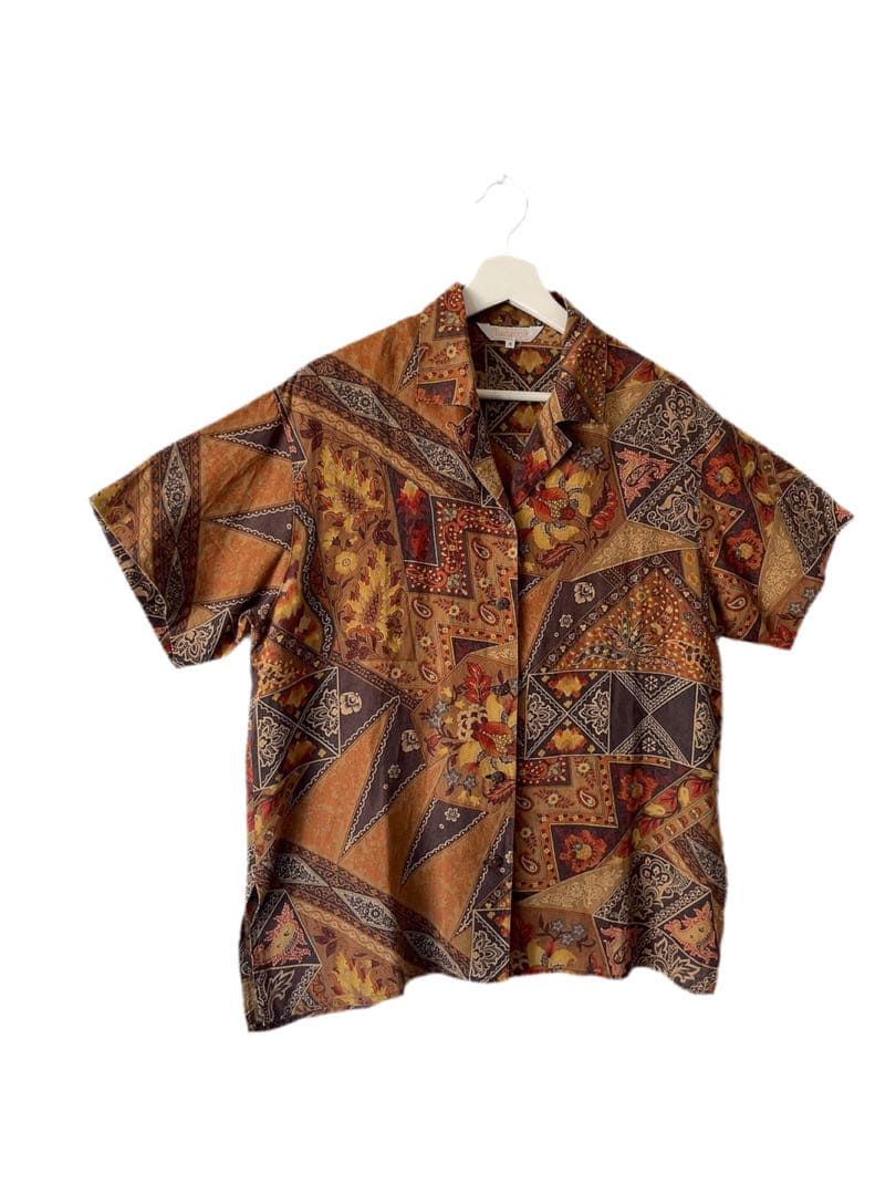 ⭐︎ひよこ⭐︎Burberrys vintage shirt