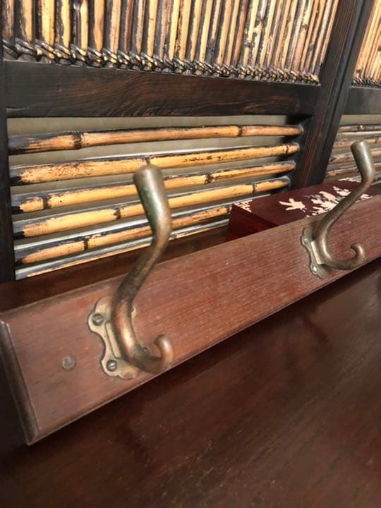 壁掛けフックハンガー