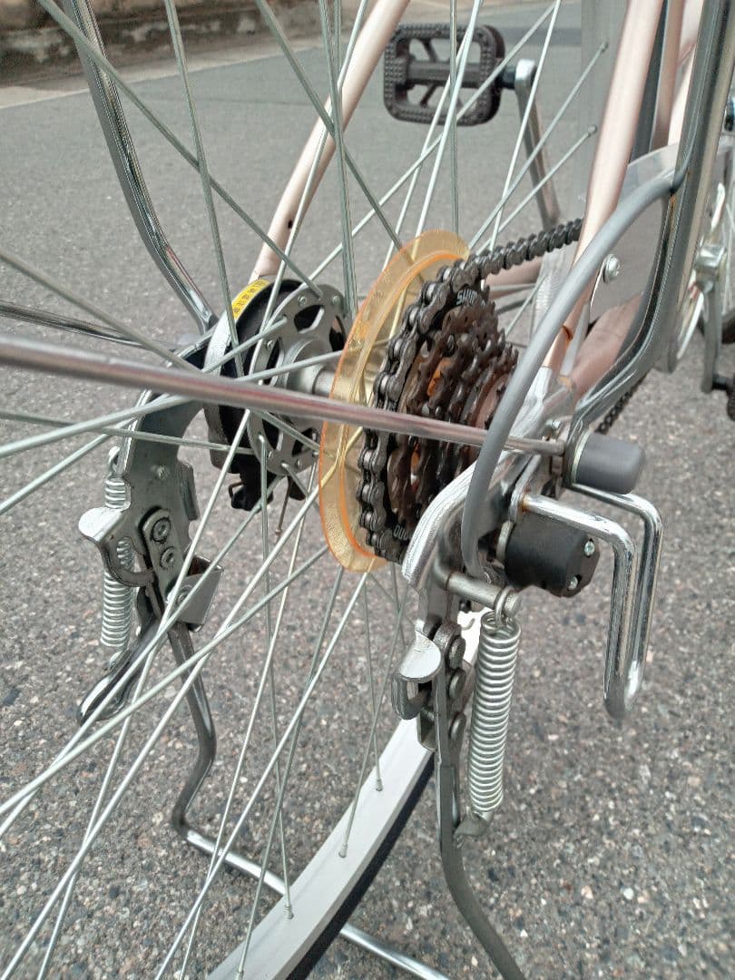 シャンパンピンクの可愛い自転車　ママチャリ　26インチ 群馬　埼玉　栃木