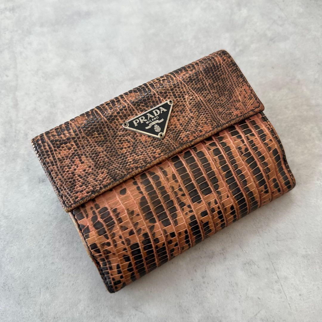 小物 PRADA Triangle Logo Python Bifold Wallet
