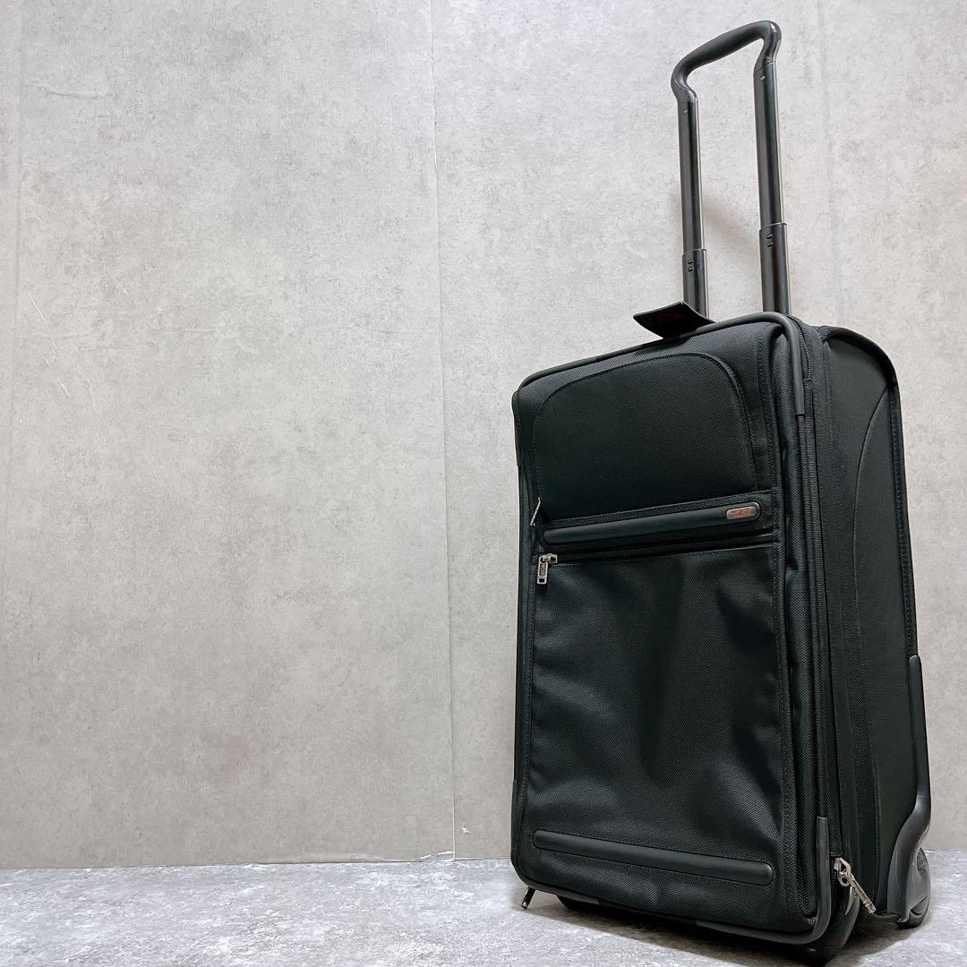 TUMI トゥミ キャリー スーツケース 機内持ち込み可能 拡張 ビジネス