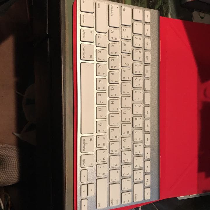 【EI AQ】タイ語　Apple Keyboard ワイヤレスキーボード