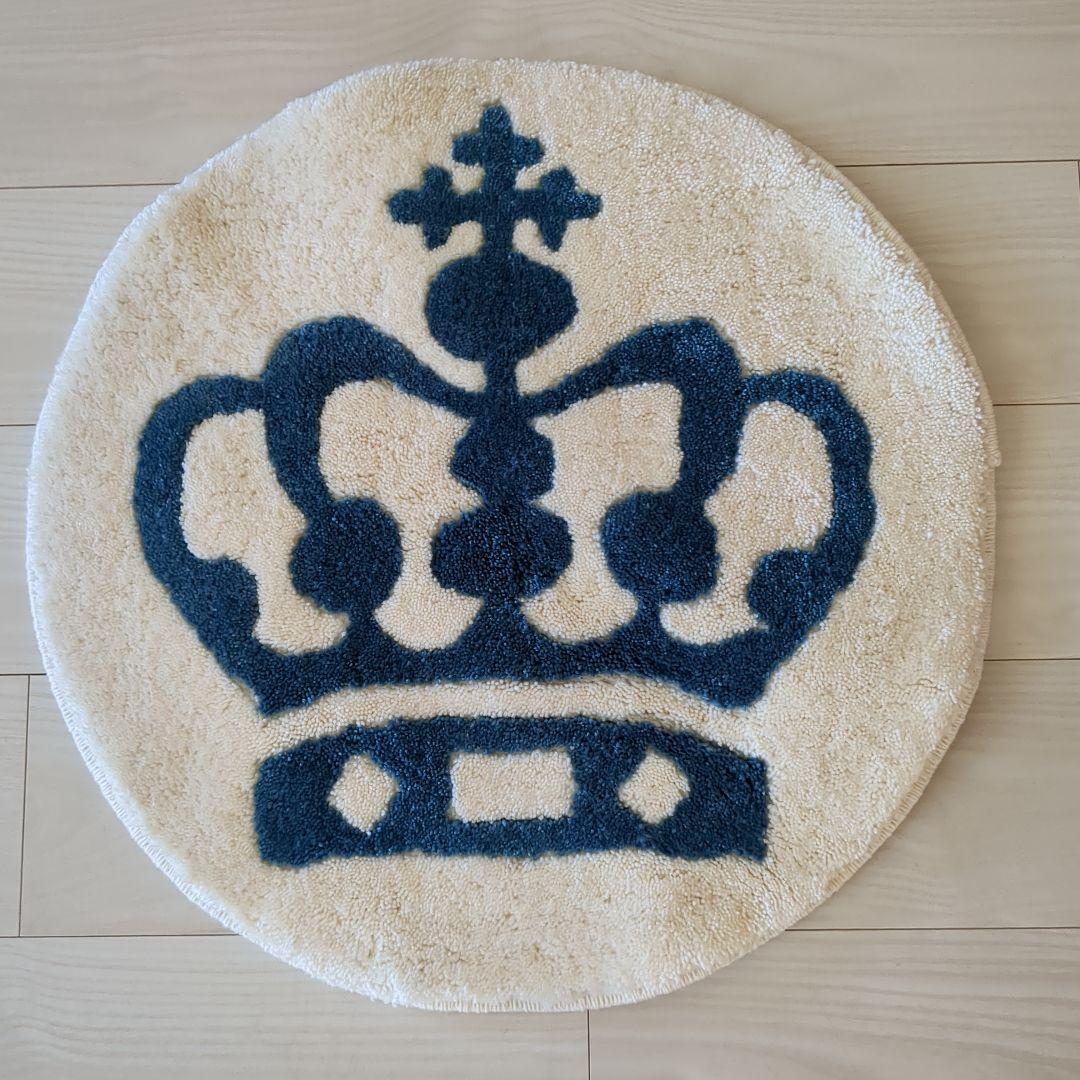 イルムス　王冠 ラグ