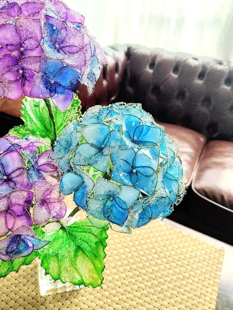 ネムアメリカンフラワー花瓶付き紫陽花と桜