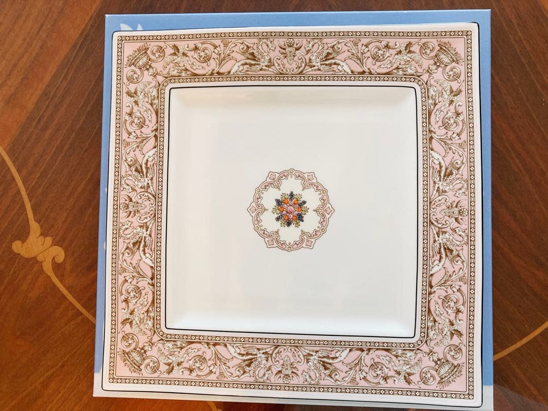 ウェッジウッド　フロレンティーン　ピンク　スクエアプレート　角皿