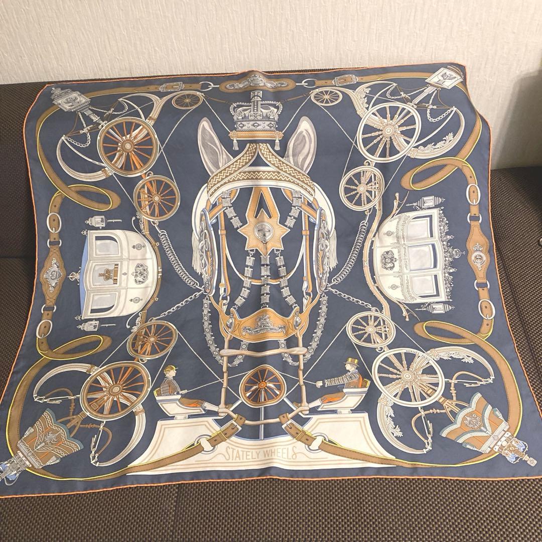 エルメス　カレ90 ステイトリー・ホイールズ