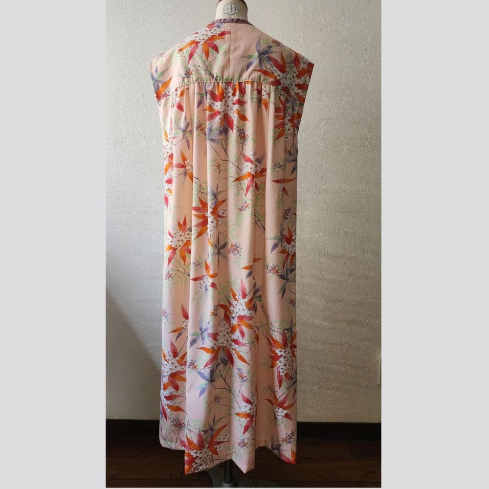 Vネック ワンピース　着物リメイク