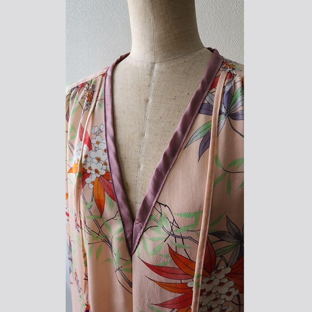 Vネック ワンピース　着物リメイク