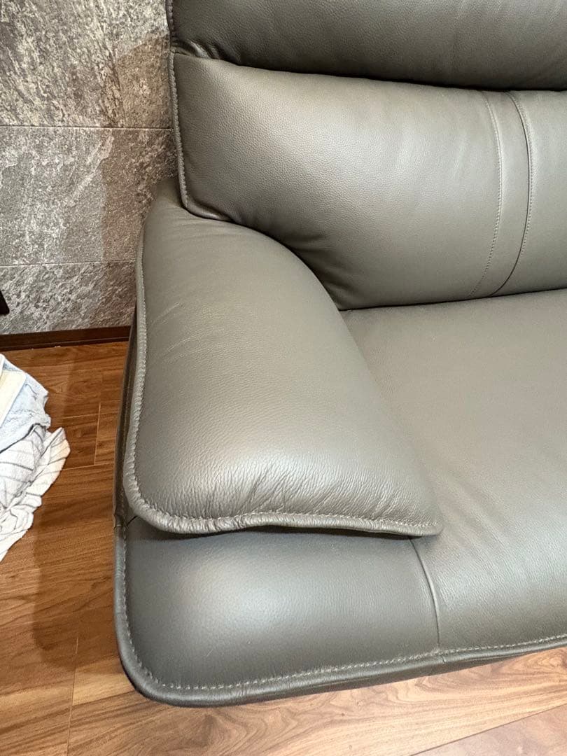 大川家具 イタリア製厚革３人掛けソファ