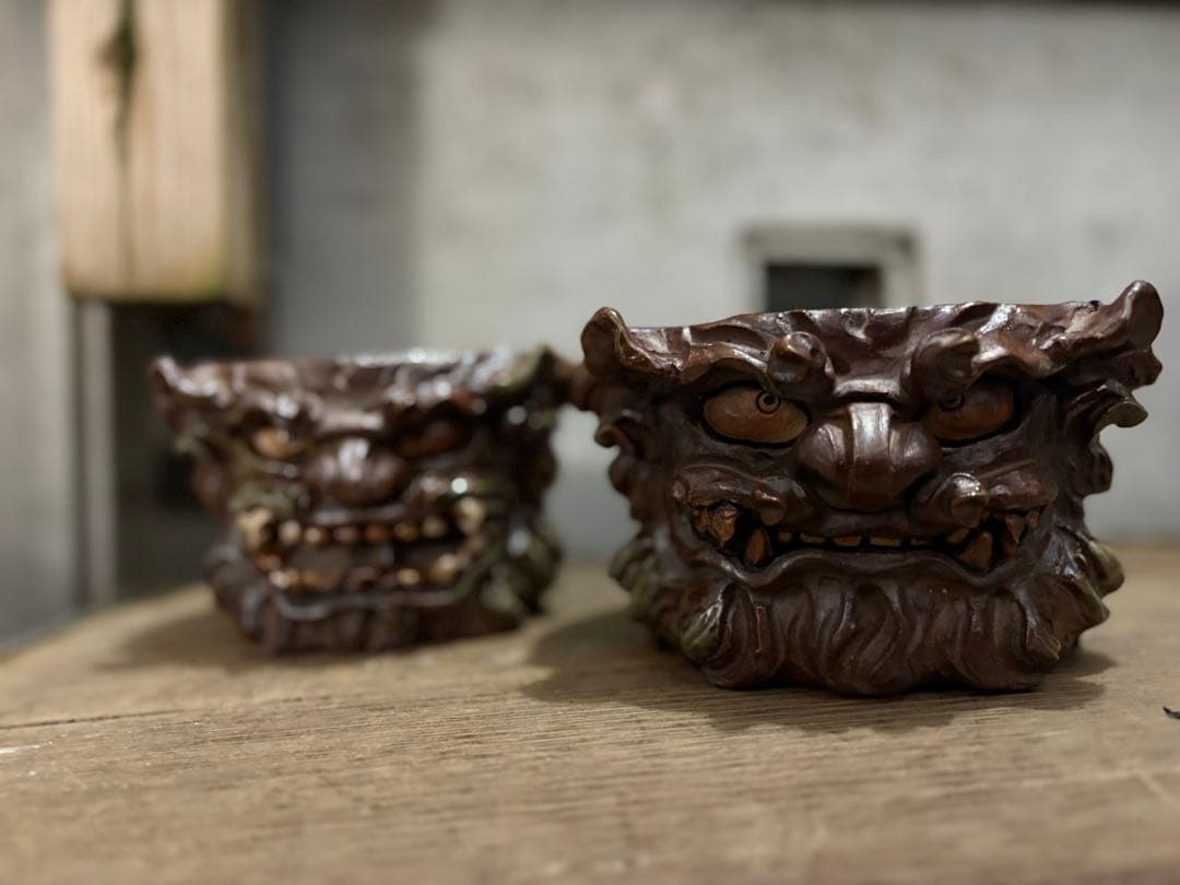 獅子の顔の植木鉢 琉球盆栽　塊根植物　作家鉢　シーサー　入手困難