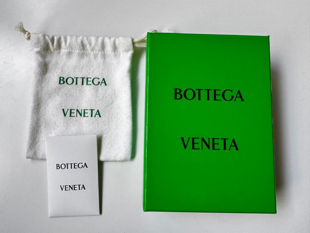 ボッテガヴェネタ 財布 二つ折り ファスナー カセット ブラック ケース