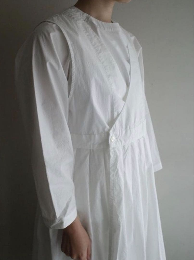 【新品・訳あり】chicuchicu5/31 山中とみこ/エプロンスカート