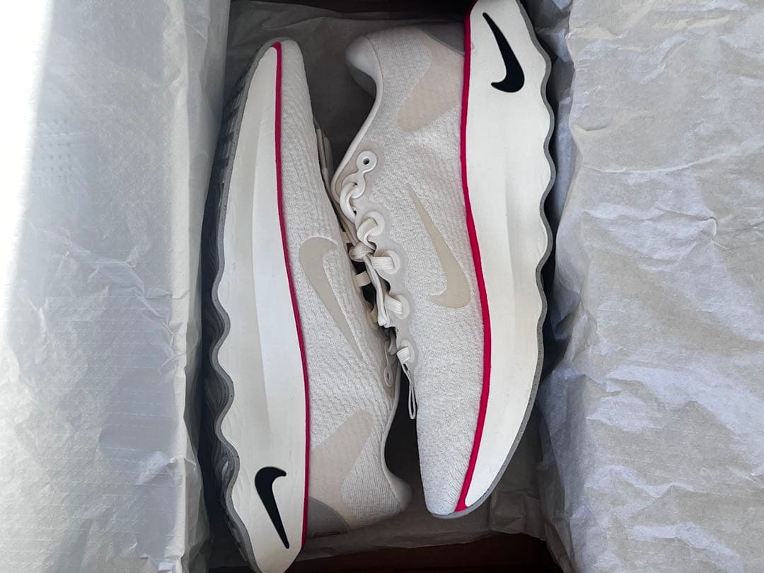 NIKEナイキ モティバ25cm/ウィメンズ ウォーキングシューズ