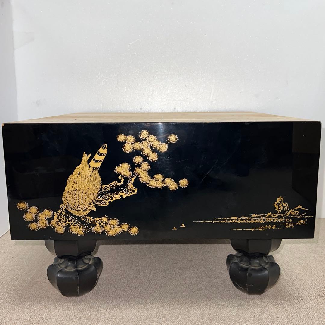 蒔絵 鷹の図碁盤　45.6×42.1×30.2㎝　東Y7-1020②