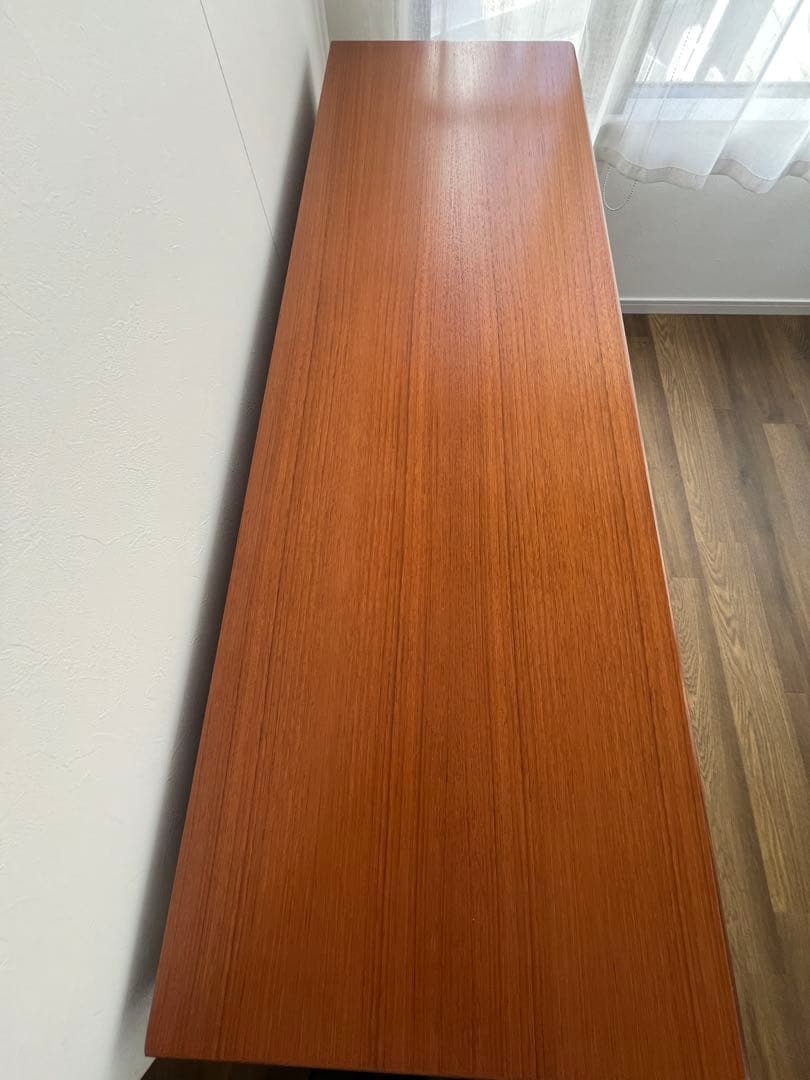 G-plan サイドボード　アイアンレッグ　ミッドセンチュリー木製キャビネット