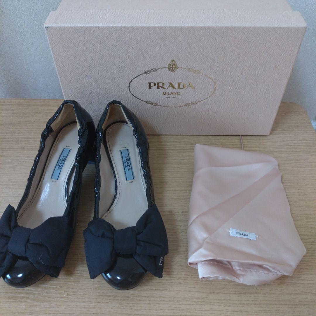 美品　PRADA ブラック リボン付きパンプス