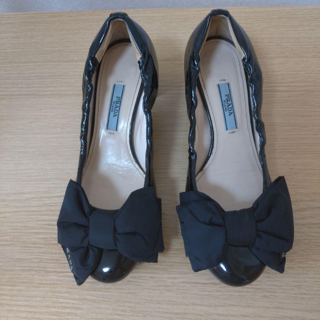 美品　PRADA ブラック リボン付きパンプス