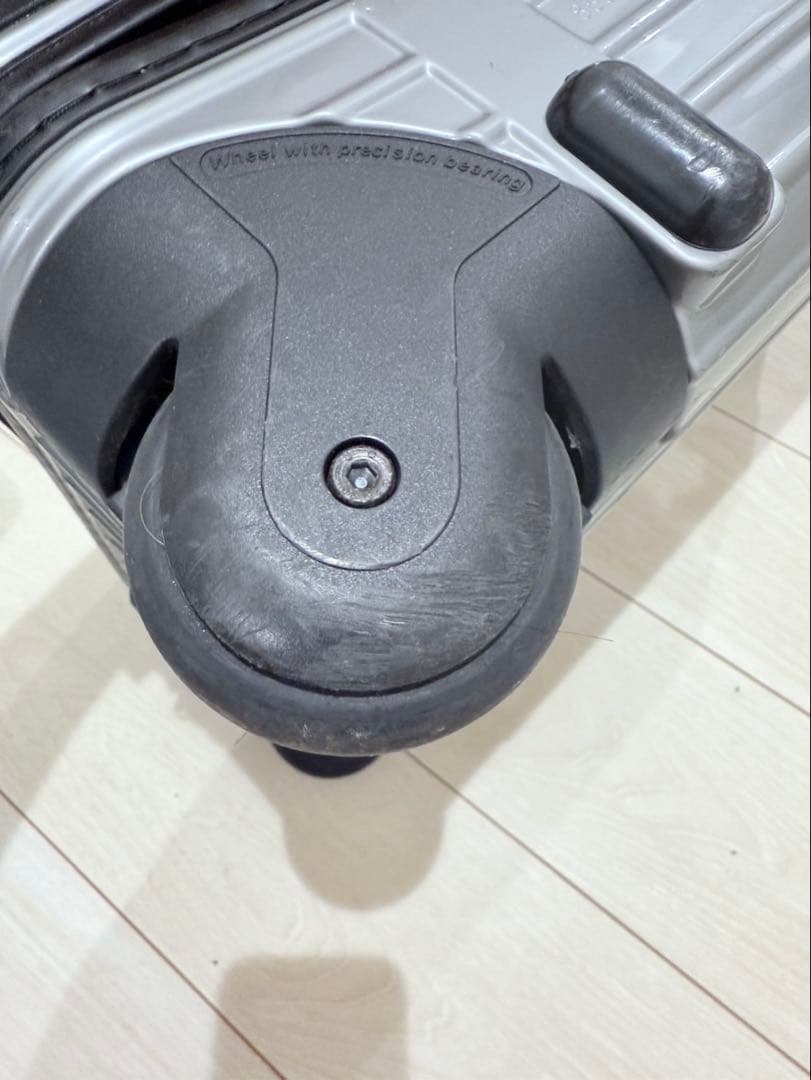 RIMOWA キャリーケース（鍵なし）