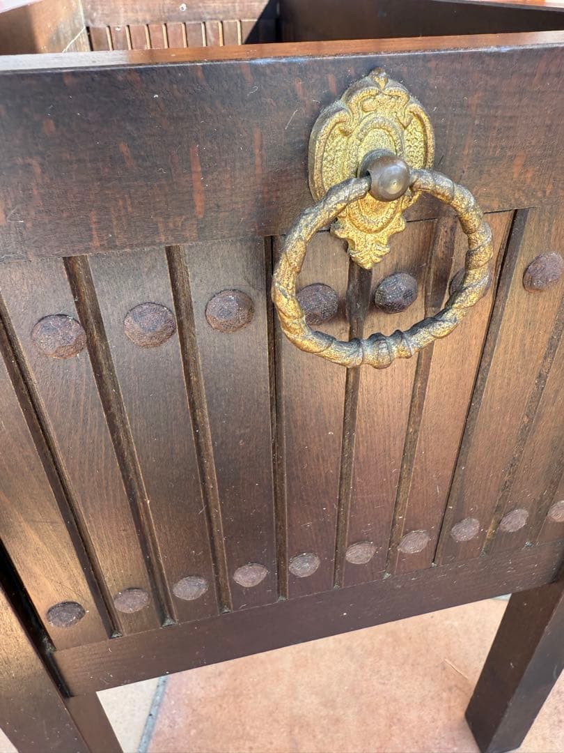 オールドカリモク 鋲打ち ヴィンテージ アンティーク　プランター　ボックス