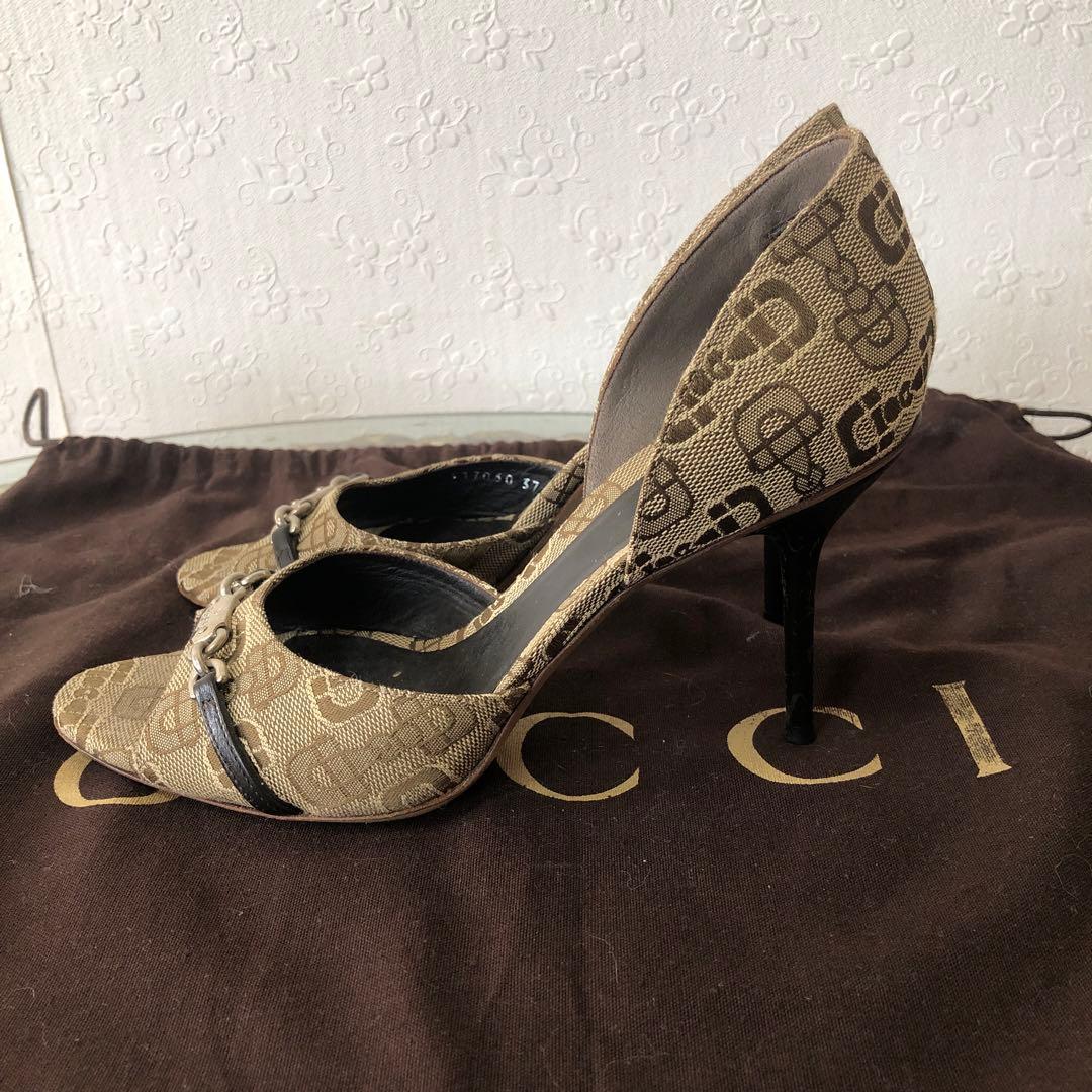 GUCCIハイヒールパンプス