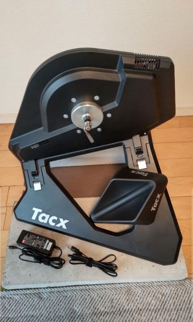 Tacx neo スマートローラー