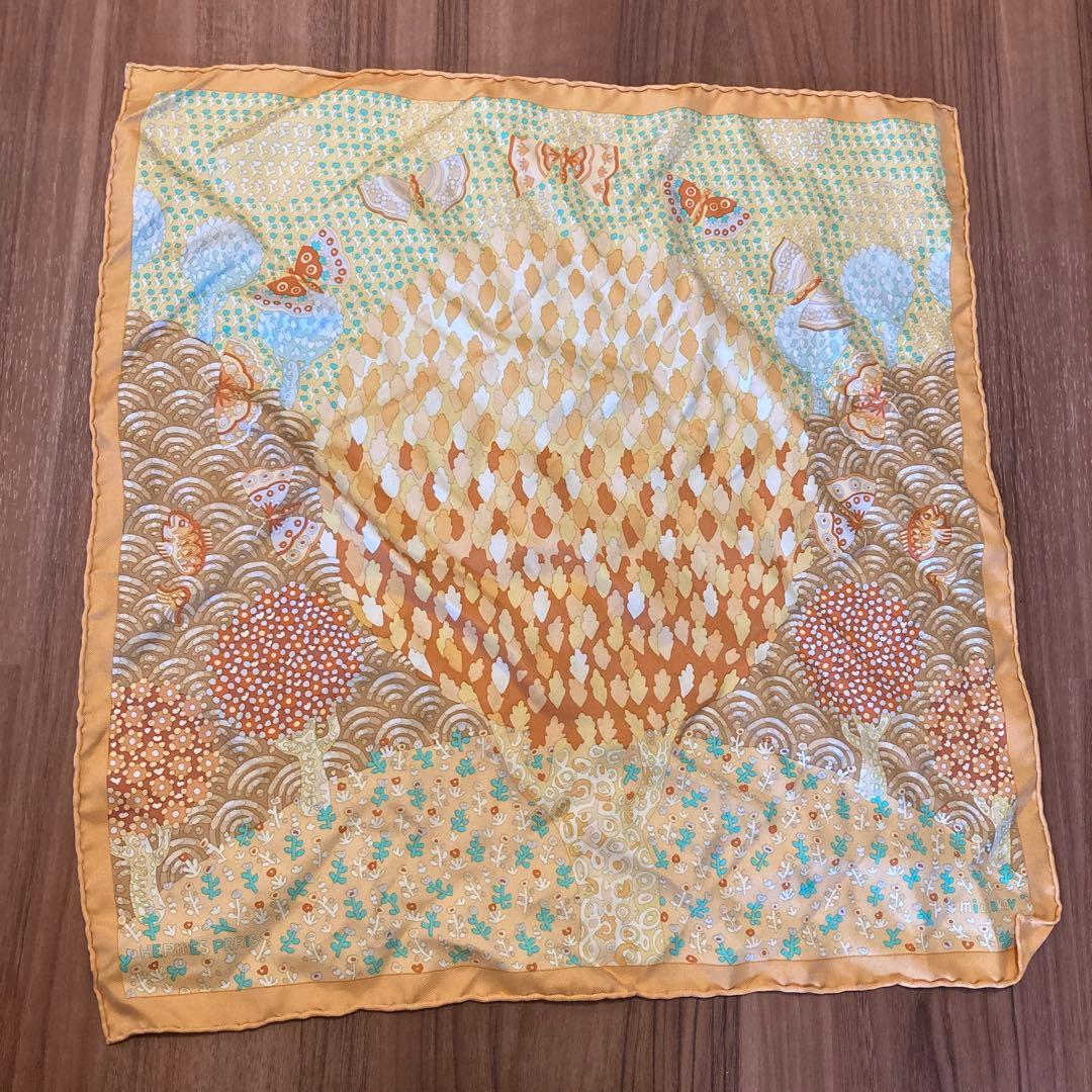 HERMES シルクスカーフ 花柄 蝶