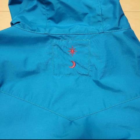 【新品未使用】ルースイソンブラ ピステ パーカー L 青 ジャム ジャケット