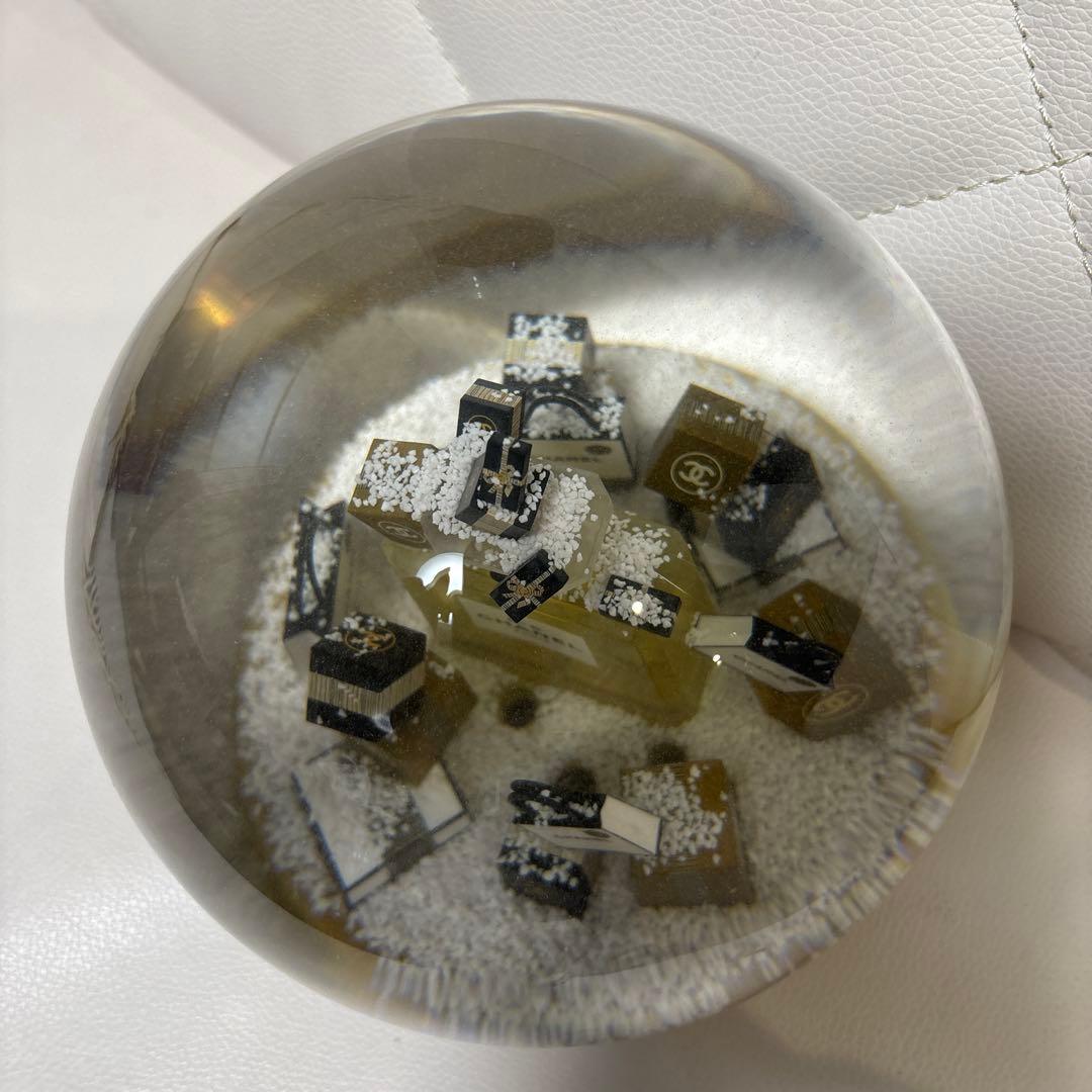 シャネル　電動ビッグスノードーム　ゴールド★ CHANEL ジャンク