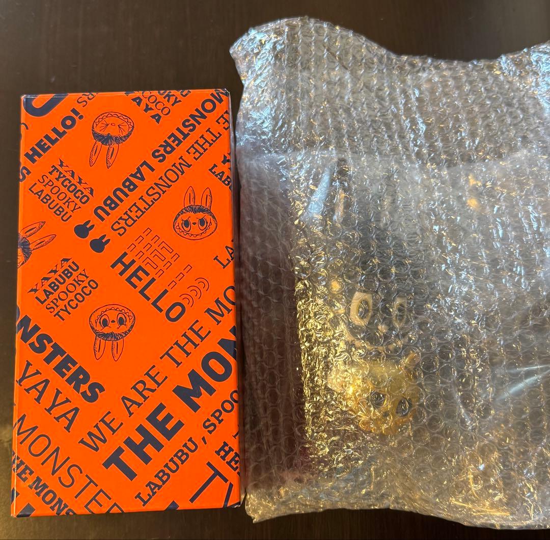 その他 Labubu Tycoco Cre Black+Chrome Gold